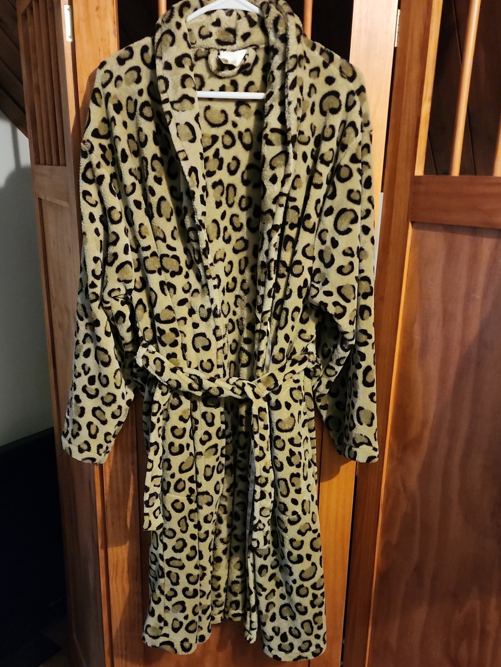Leopard Print Plush Robe - Olive